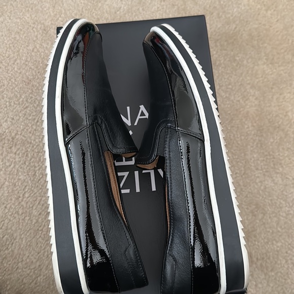 Black Slip-On Loafers with Cushioned Sole main image 10
